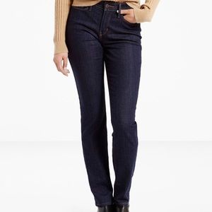 Levi’s 525 “Perfect Waist” Straight Leg Jean